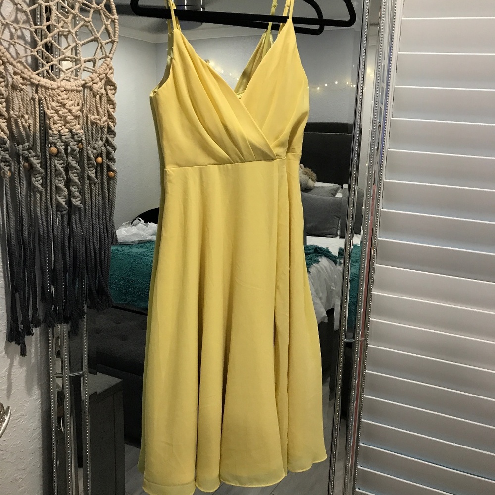 Lulus Yellow Midi dress